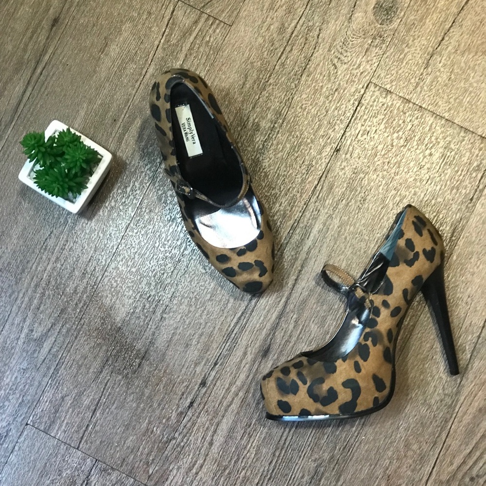 NWOT SIMPLY VERA WANG | Leopard Print Heels | 6.5